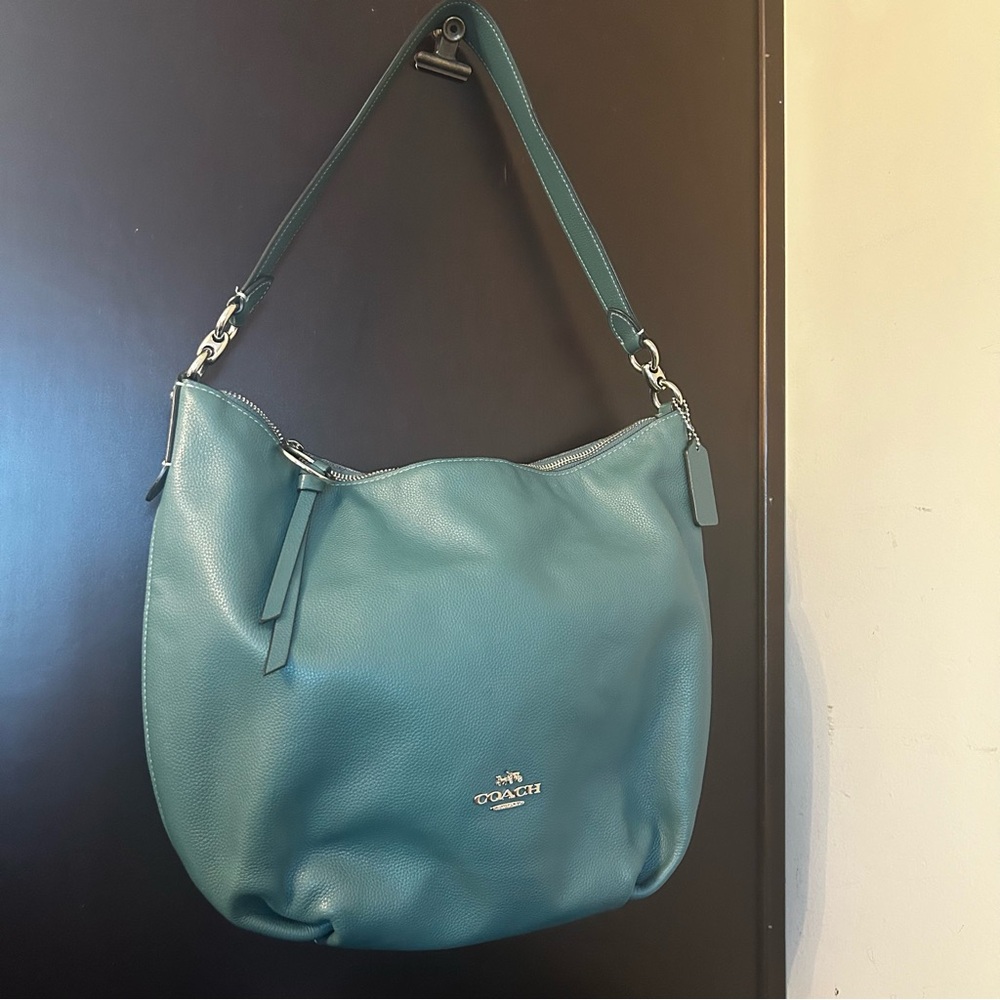 [SOLD] Coach Teal Leather Bag